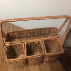 Vintage Natural/Brown Woven Picnic Caddy